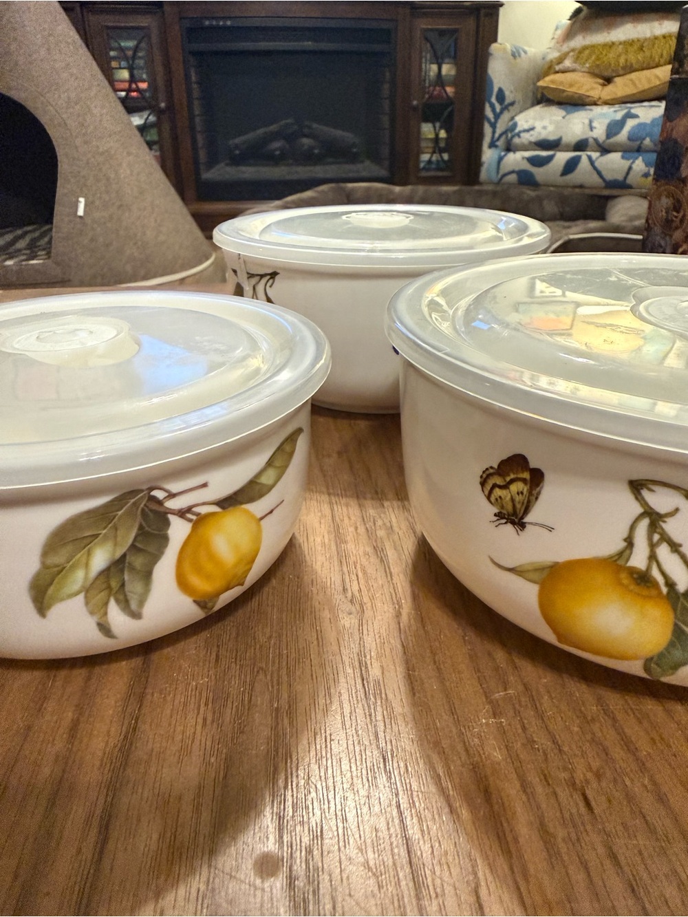 White Porcelain Fruit-Print Covered Bowls - Set of 3